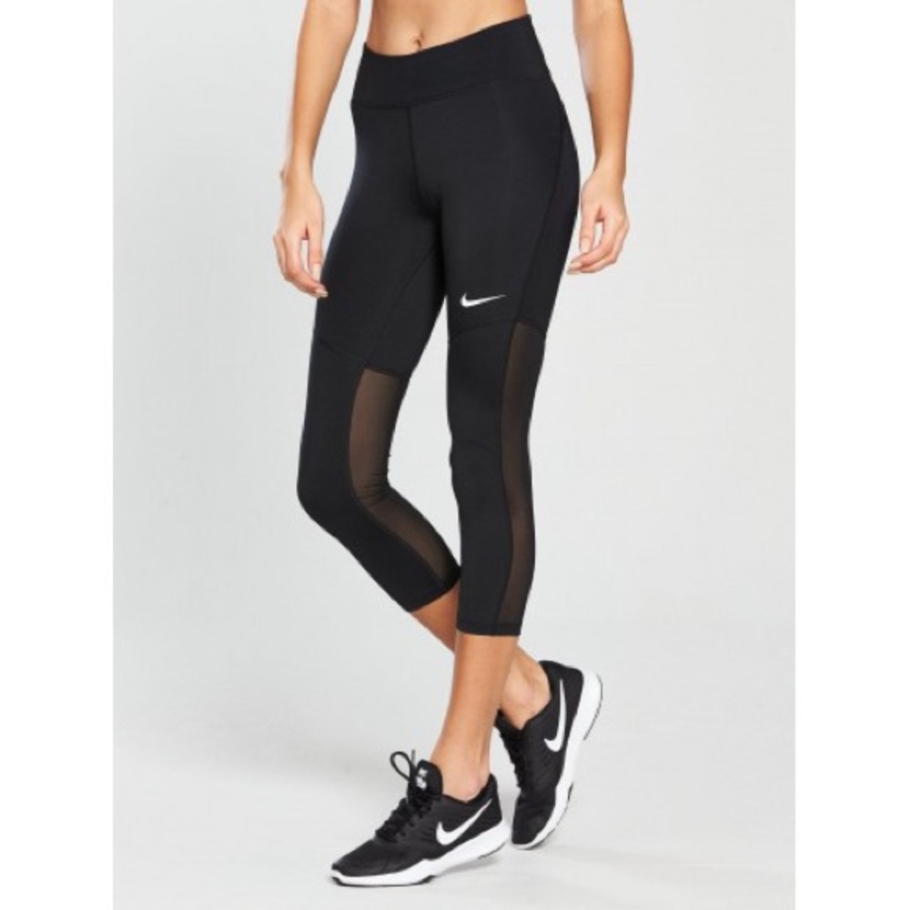 Nike Dri-Fit Fly Victory Crop Athletic Leggings